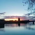 Апартаменты Le Cocon De La Daurade By Cocoonr *